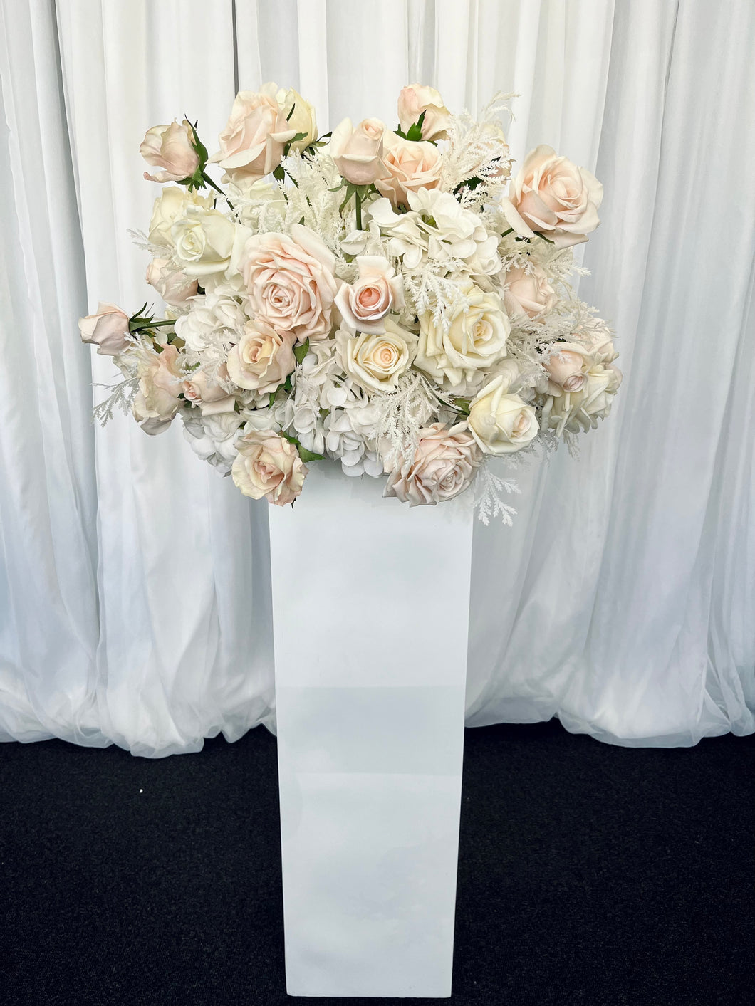 Rectangle plinth white with Alanah floral – Fairytale Events Pty Ltd