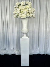 Load image into Gallery viewer, Rectangle plinth with slimline urn &amp; Eve floral
