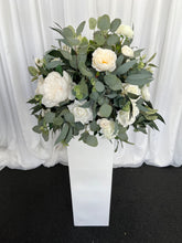 Load image into Gallery viewer, Rectangle plinth white with Sarah floral
