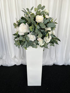 Rectangle plinth white with Sarah floral