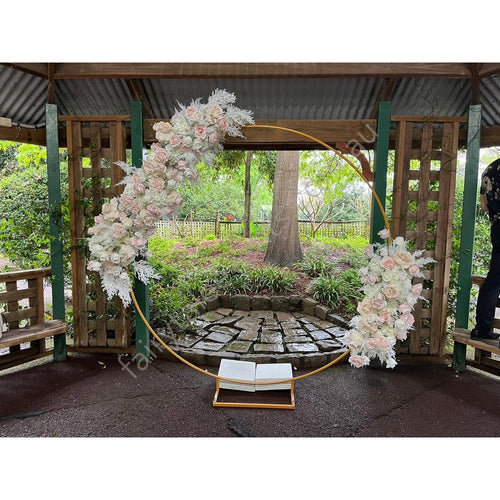Alanah Floral On Gold Circle Arbour